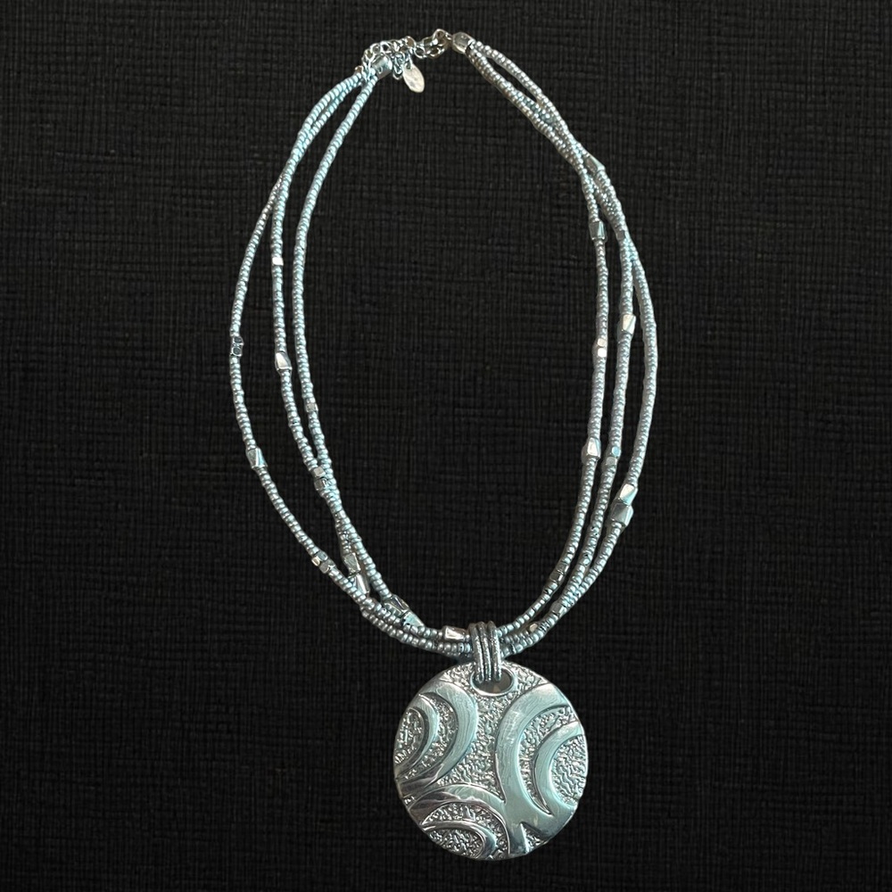 Lia Sophia Multi-Strand Gray Gloss Sea Bead Synergy Pendant Necklace 🖤